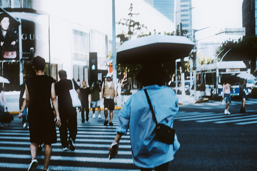 crowded city street